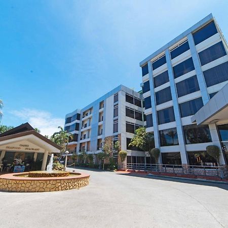 Reddoorz Premium @ The Ritz Garden Oases Hotel Davao City Exterior foto