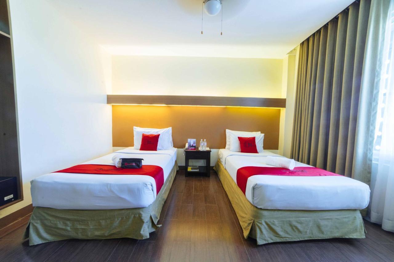 Reddoorz Premium @ The Ritz Garden Oases Hotel Davao City Exterior foto