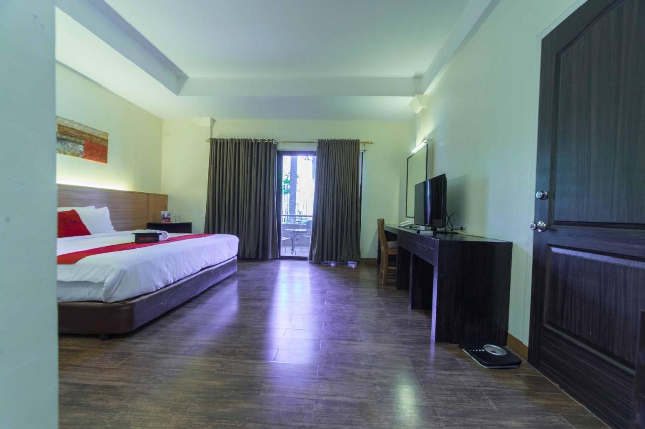 Reddoorz Premium @ The Ritz Garden Oases Hotel Davao City Exterior foto